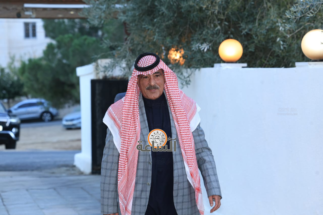 Madar Al-Saa Images 0.874546507239687