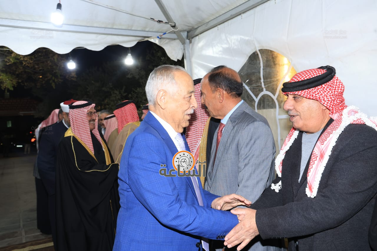 Madar Al-Saa Images 0.06241457656803817