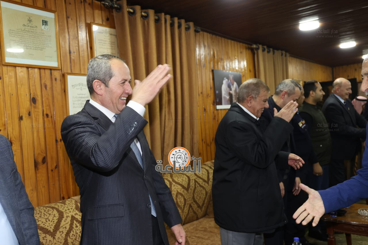 Madar Al-Saa Images 0.2365128234754602