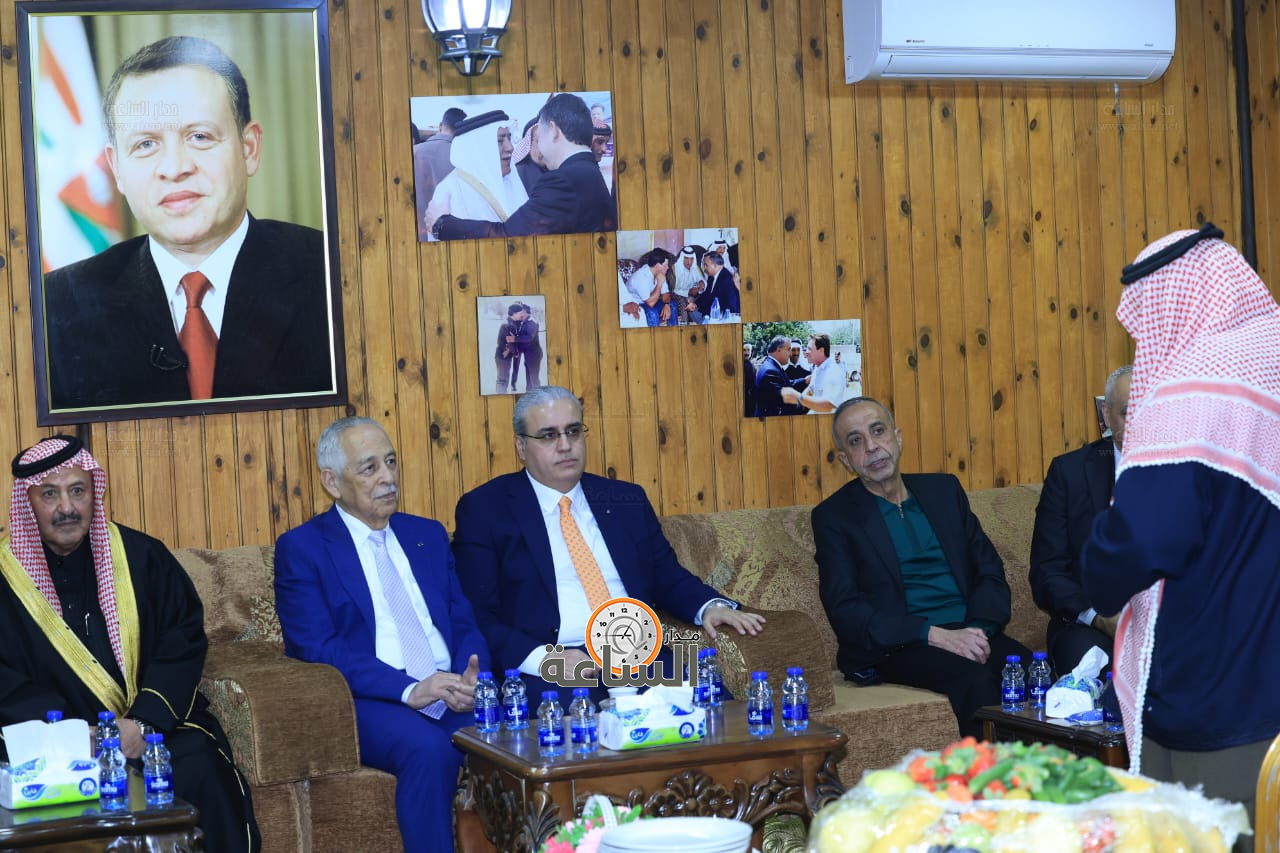 Madar Al-Saa Images 0.9353971049376044