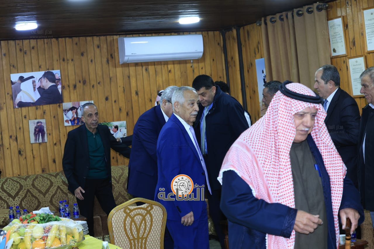 Madar Al-Saa Images 0.28118043672618