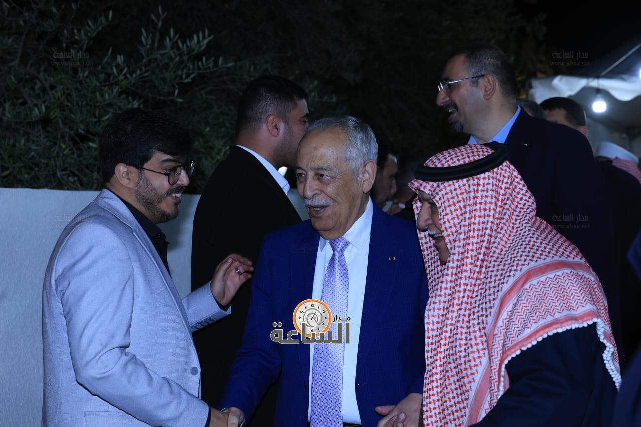 Madar Al-Saa Images 0.4922115947549295