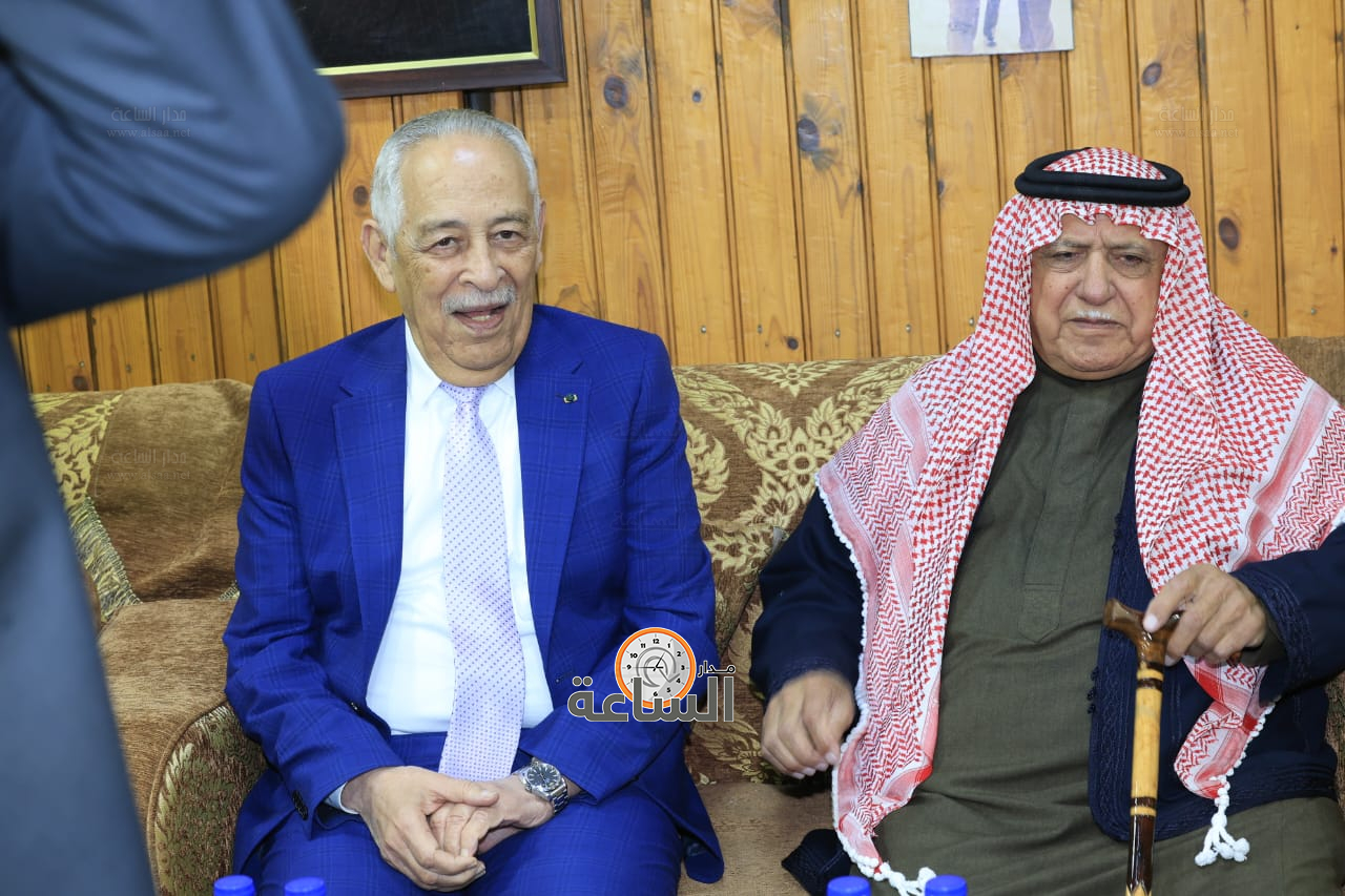 Madar Al-Saa Images 0.17031091701574042