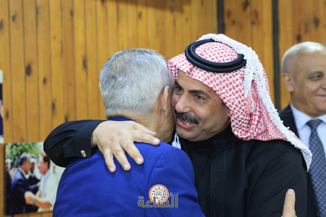 Madar Al-Saa Images 0.35602347903129494