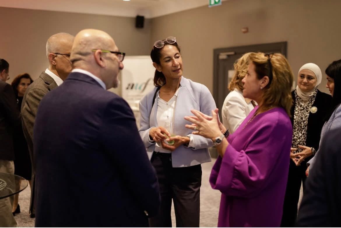 Madar Al-Saa Images 0.5384744116924929