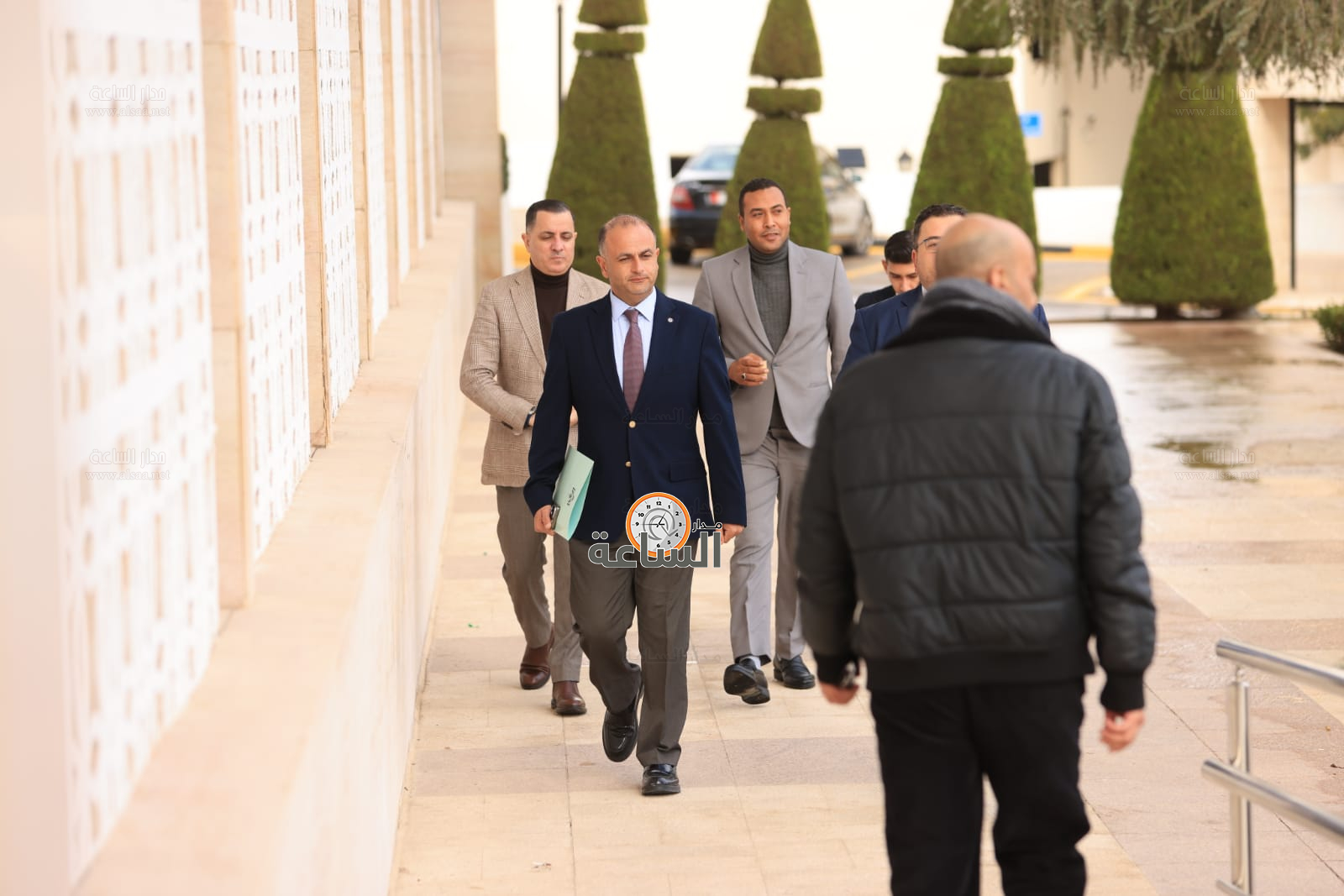 Madar Al-Saa Images 0.7488309180831125