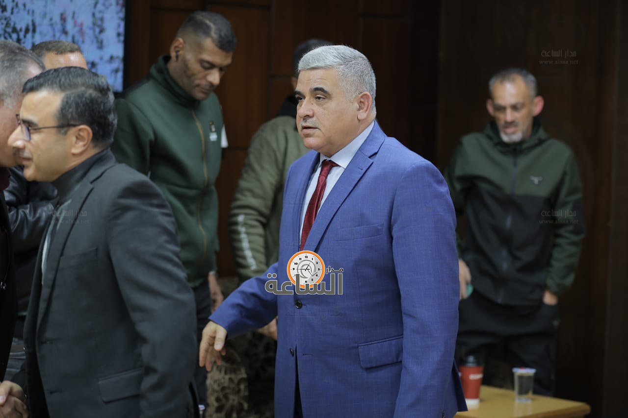 Madar Al-Saa Images 0.792573703996994