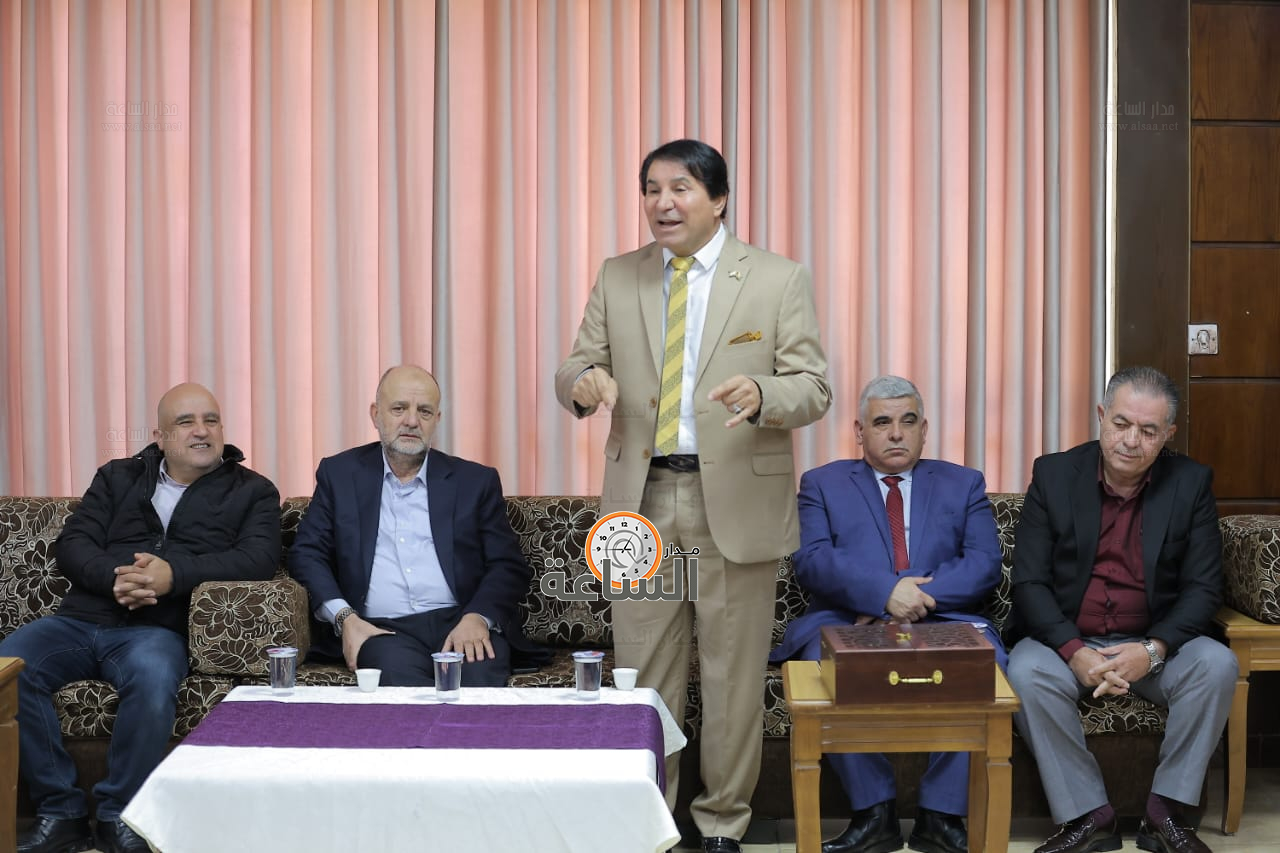 Madar Al-Saa Images 0.8201874680848831