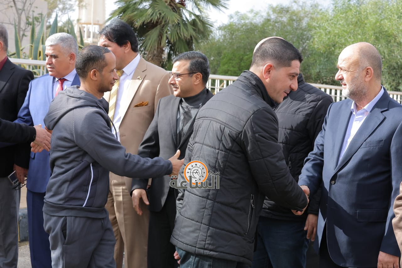 Madar Al-Saa Images 0.02339532943265743