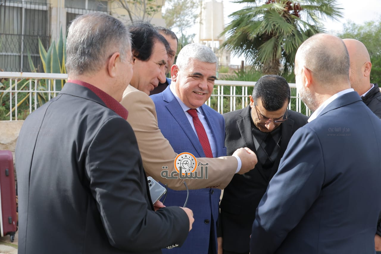 Madar Al-Saa Images 0.38920447978339723