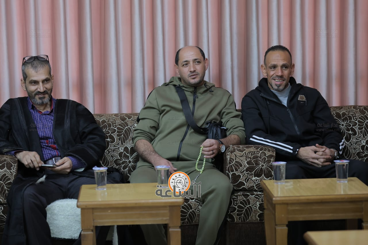 Madar Al-Saa Images 0.38967969897102916