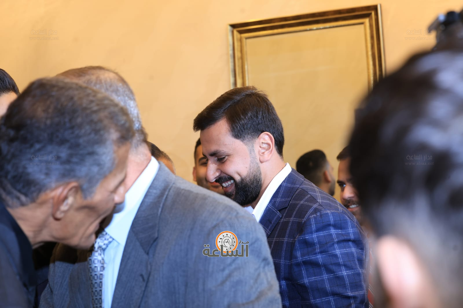 Madar Al-Saa Images 0.9003272917493906