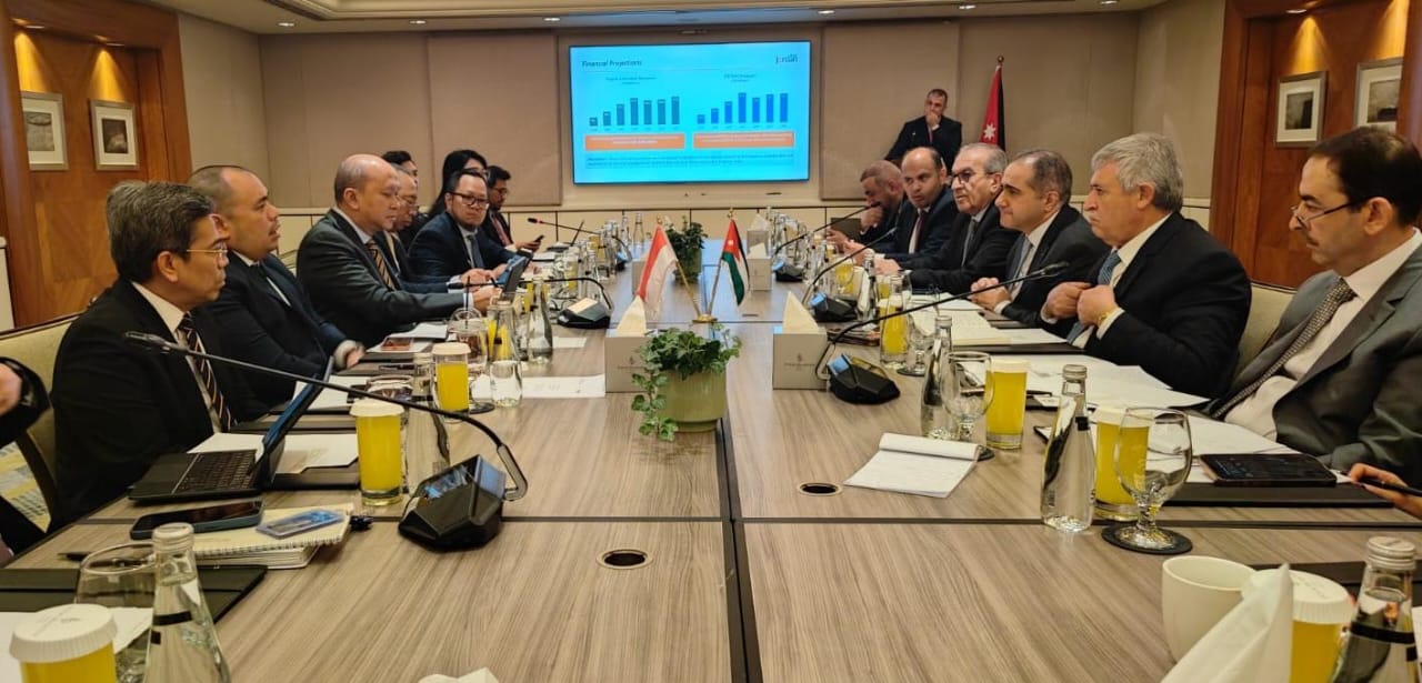 Madar Al-Saa Images 0.1333883145629431