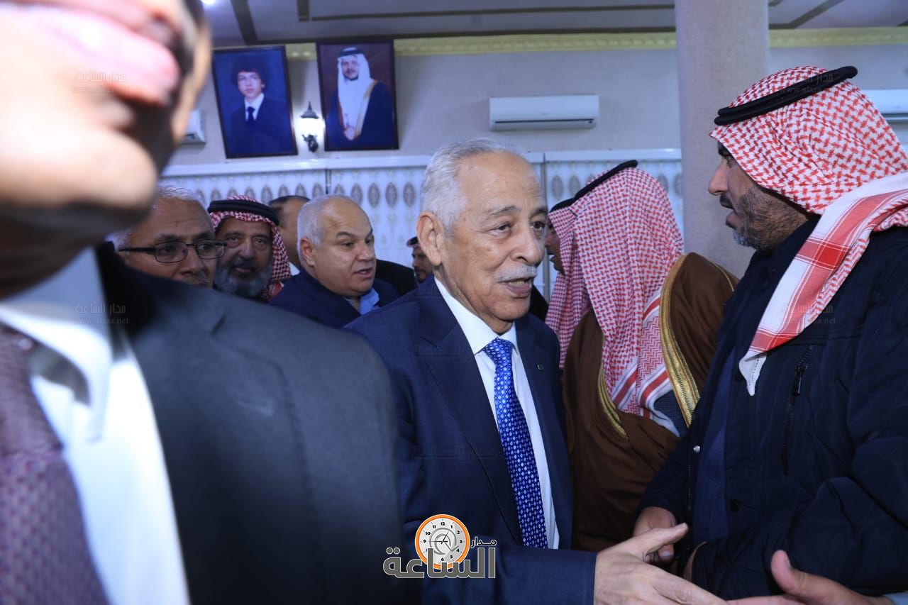 Madar Al-Saa Images 0.5214429016339388