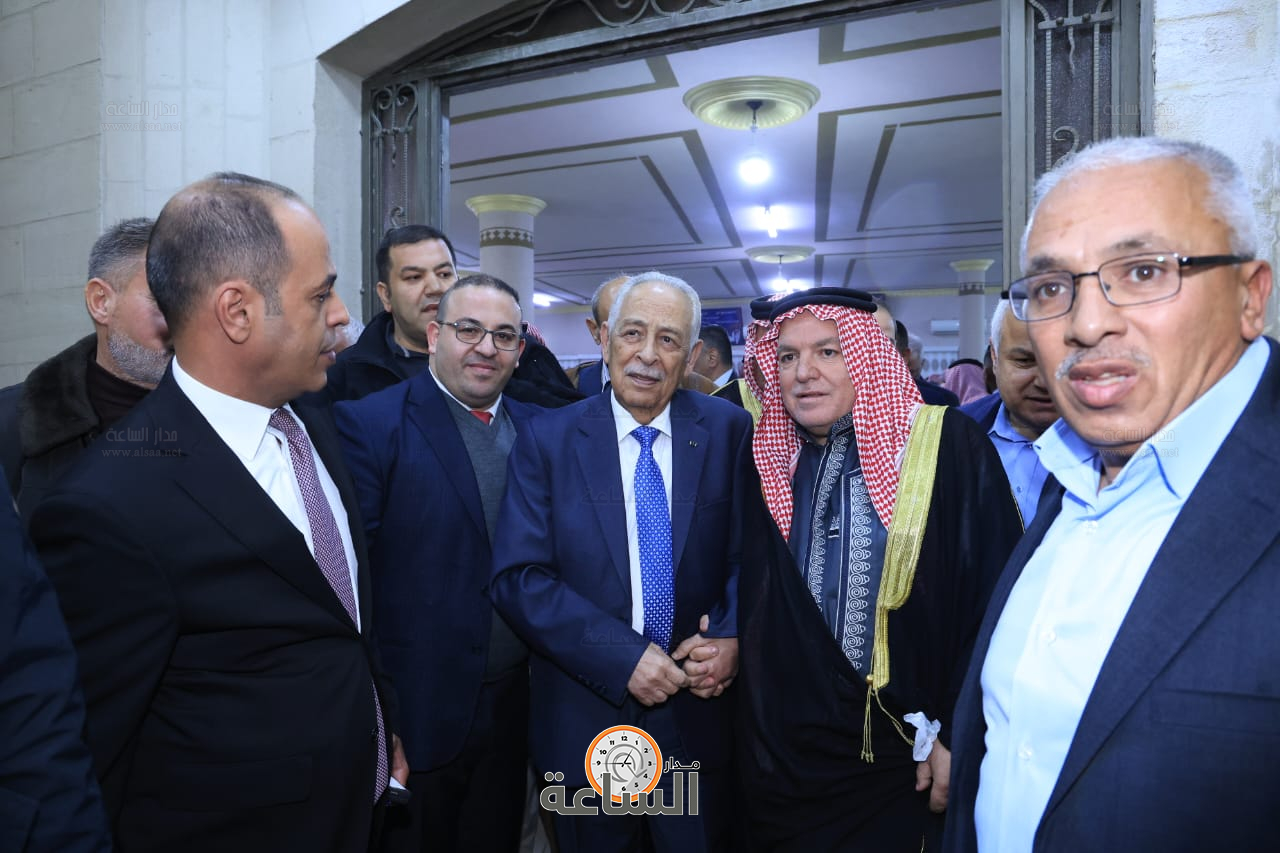 Madar Al-Saa Images 0.19005735709144744