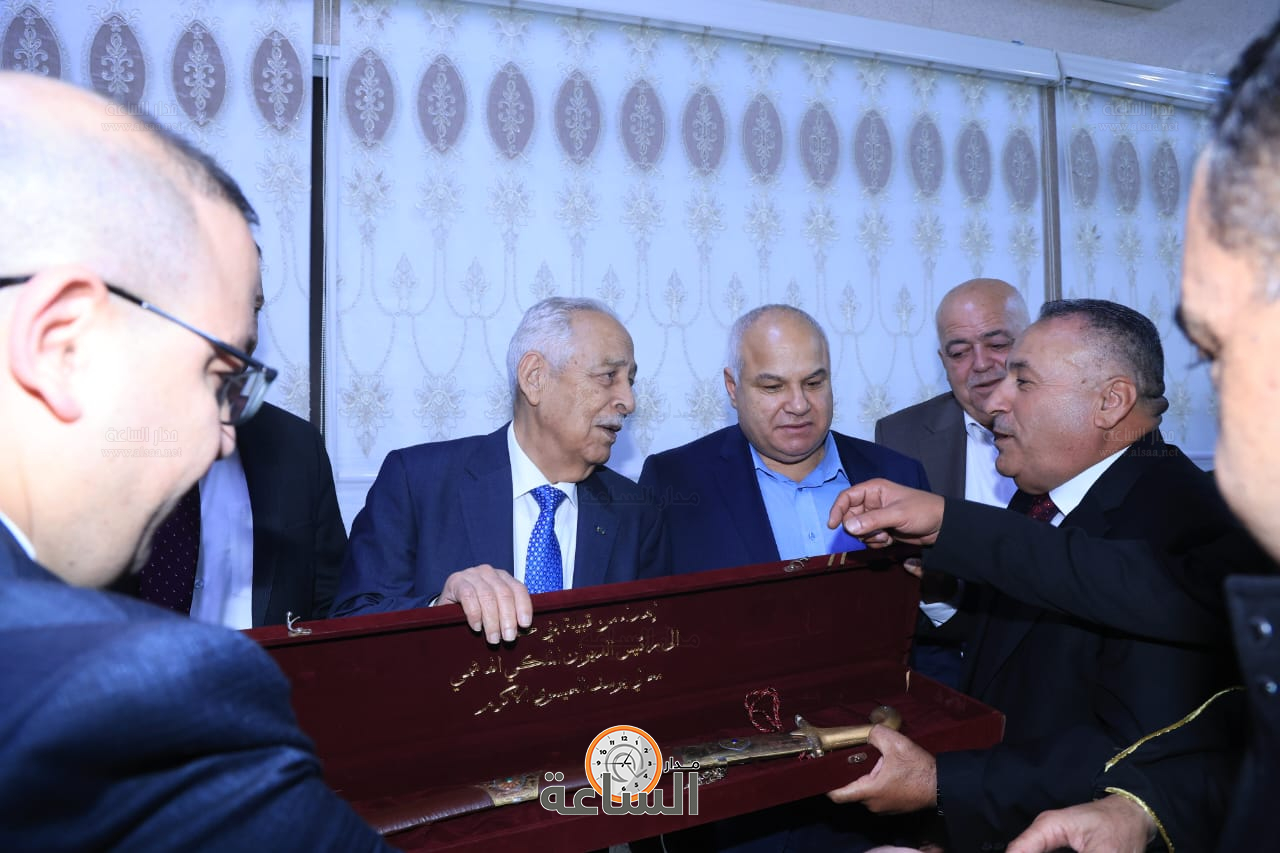 Madar Al-Saa Images 0.26298274403828603