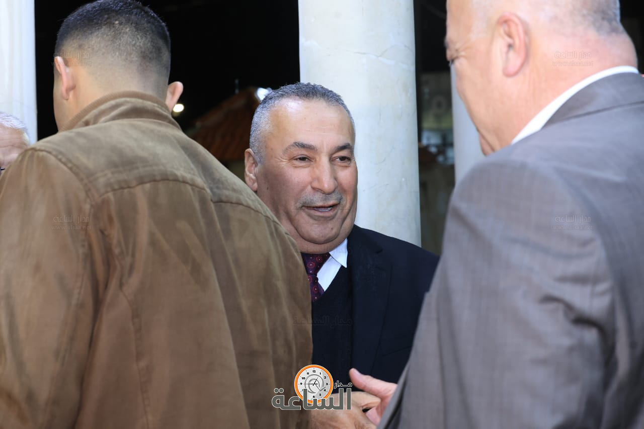 Madar Al-Saa Images 0.4371522558758052