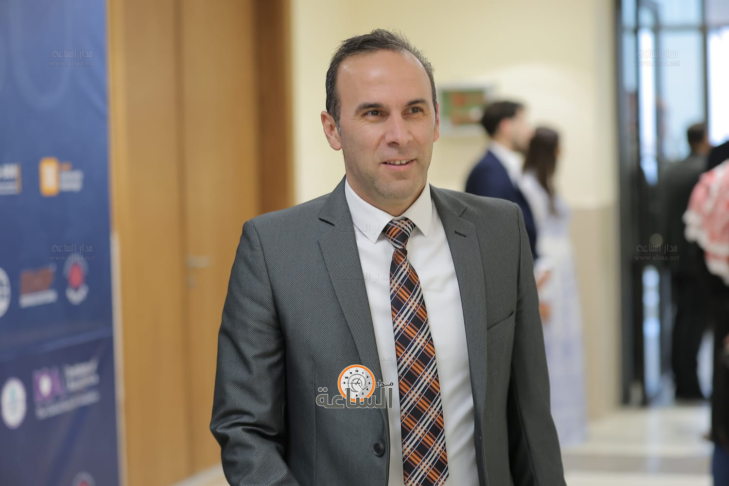 Madar Al-Saa Images 0.664402377879111