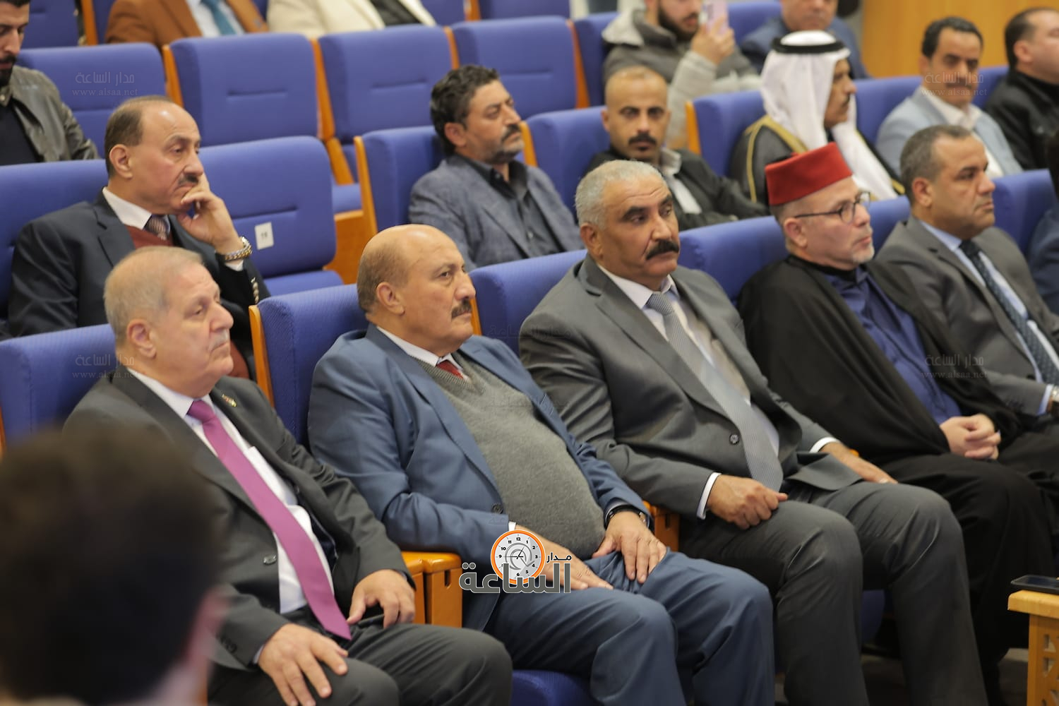 Madar Al-Saa Images 0.3558358783413704