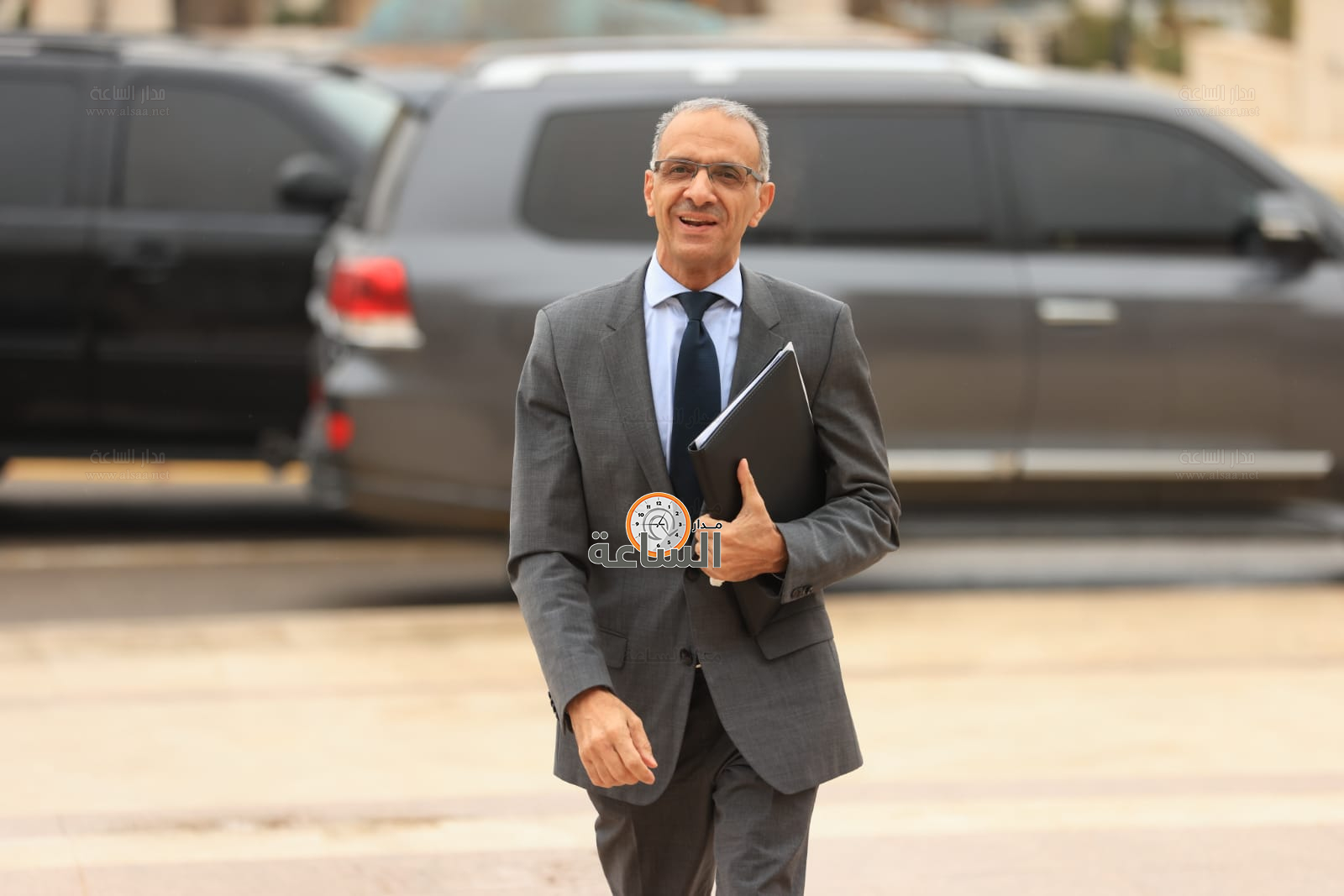 Madar Al-Saa Images 0.4569987019732712