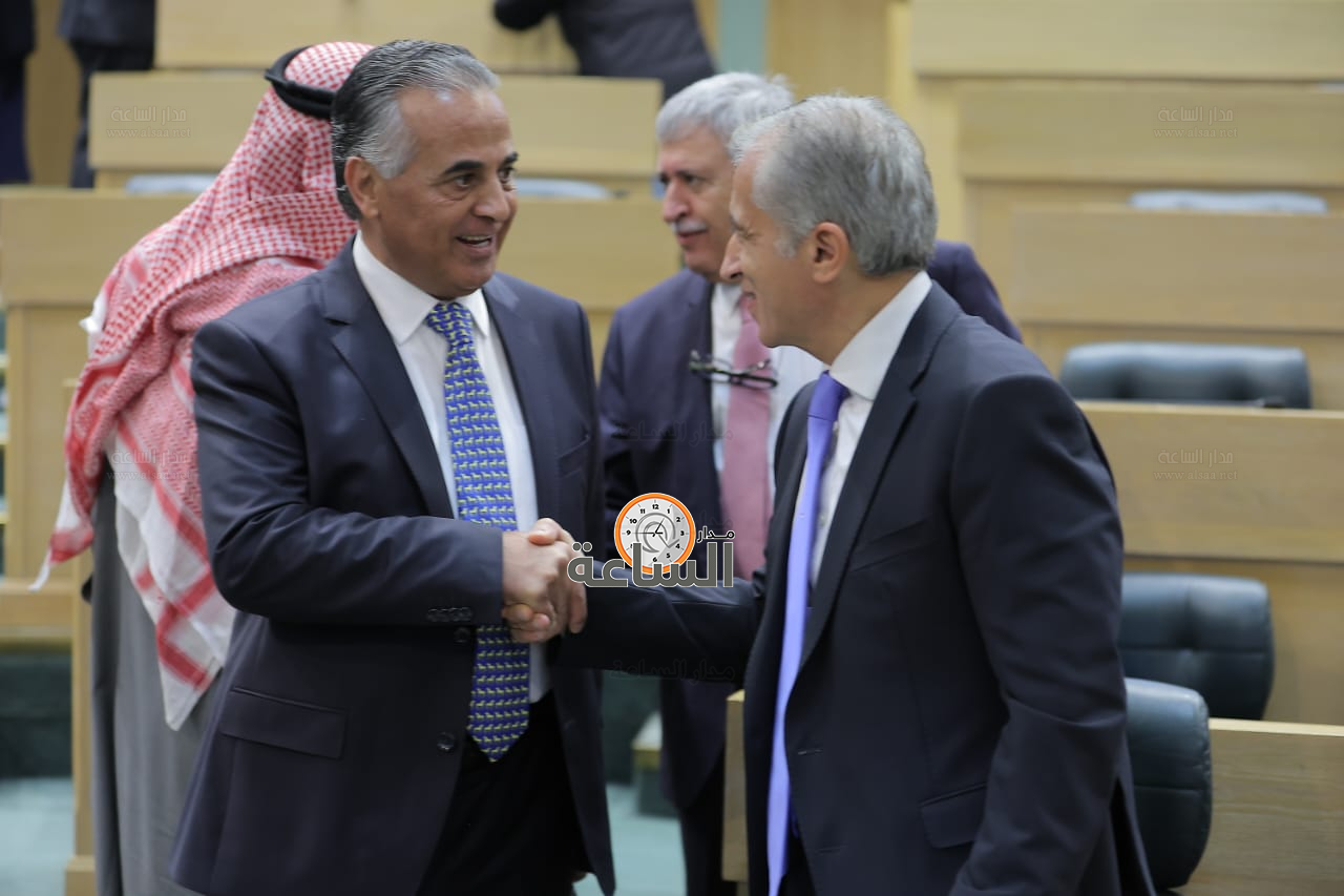 Madar Al-Saa Images 0.6853167018348423