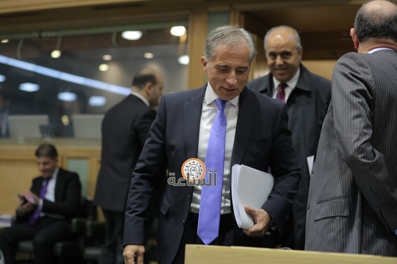 Madar Al-Saa Images 0.1487636456780388