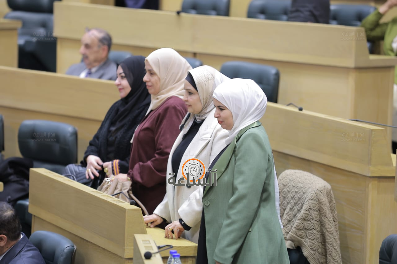 Madar Al-Saa Images 0.012890752790262416