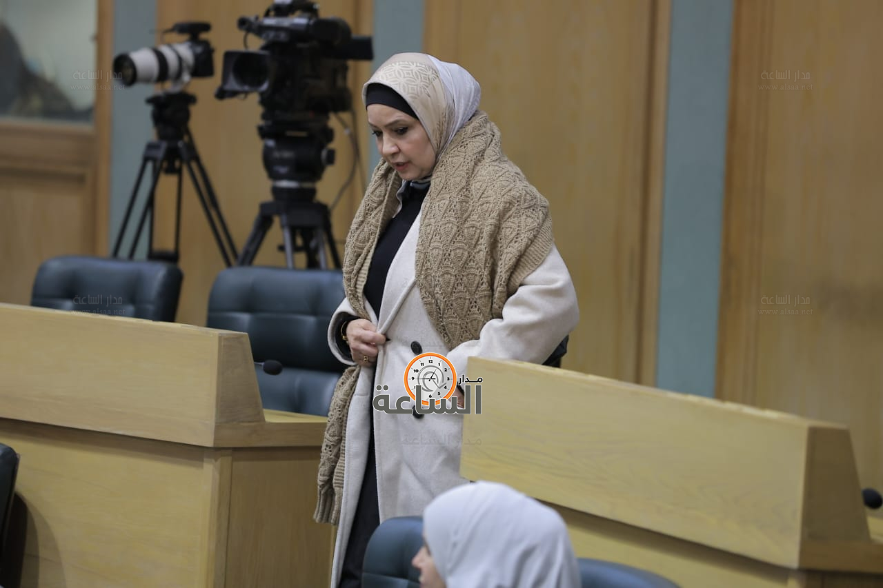 Madar Al-Saa Images 0.4634209579918044