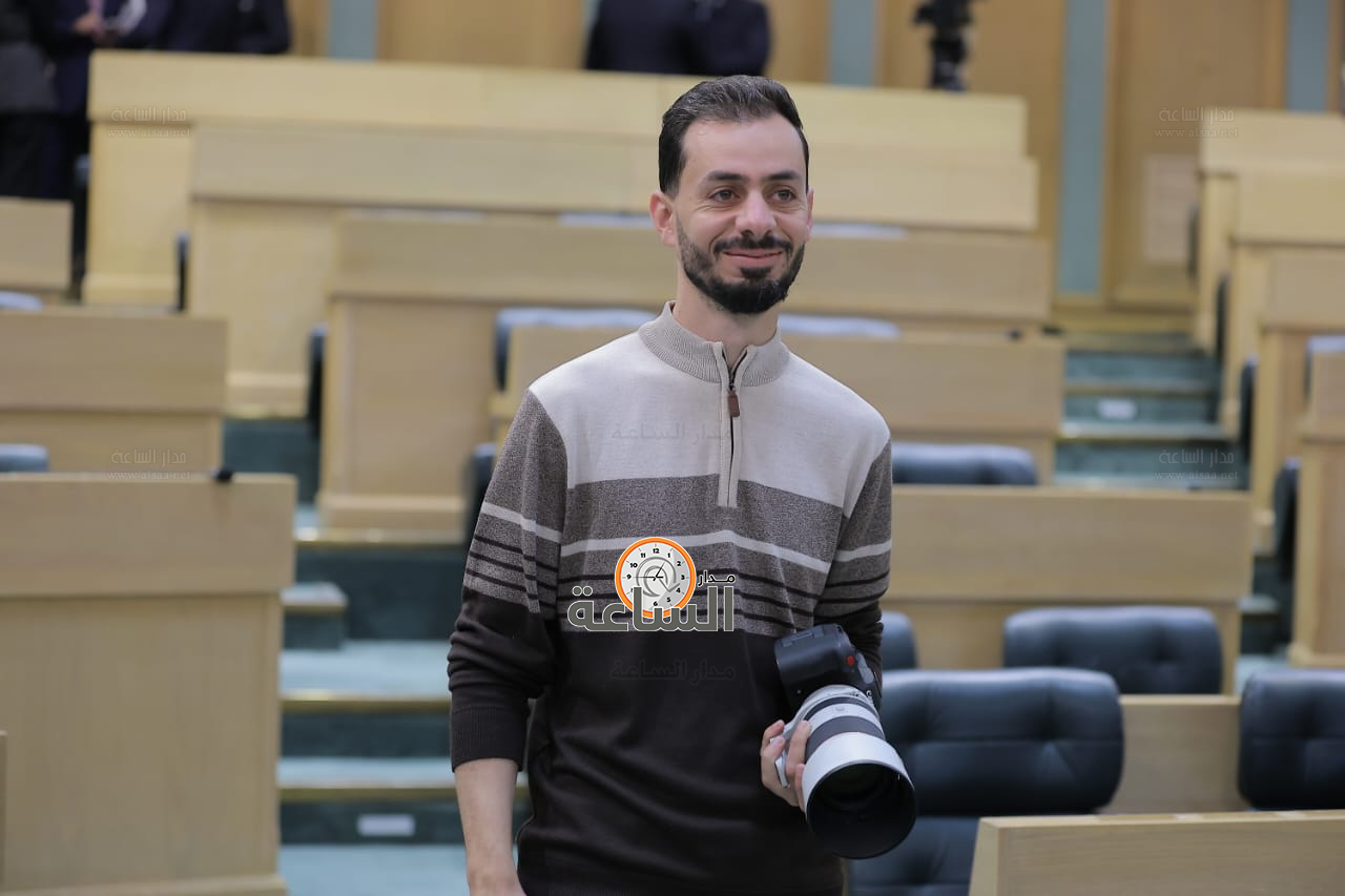 Madar Al-Saa Images 0.8402511117766834