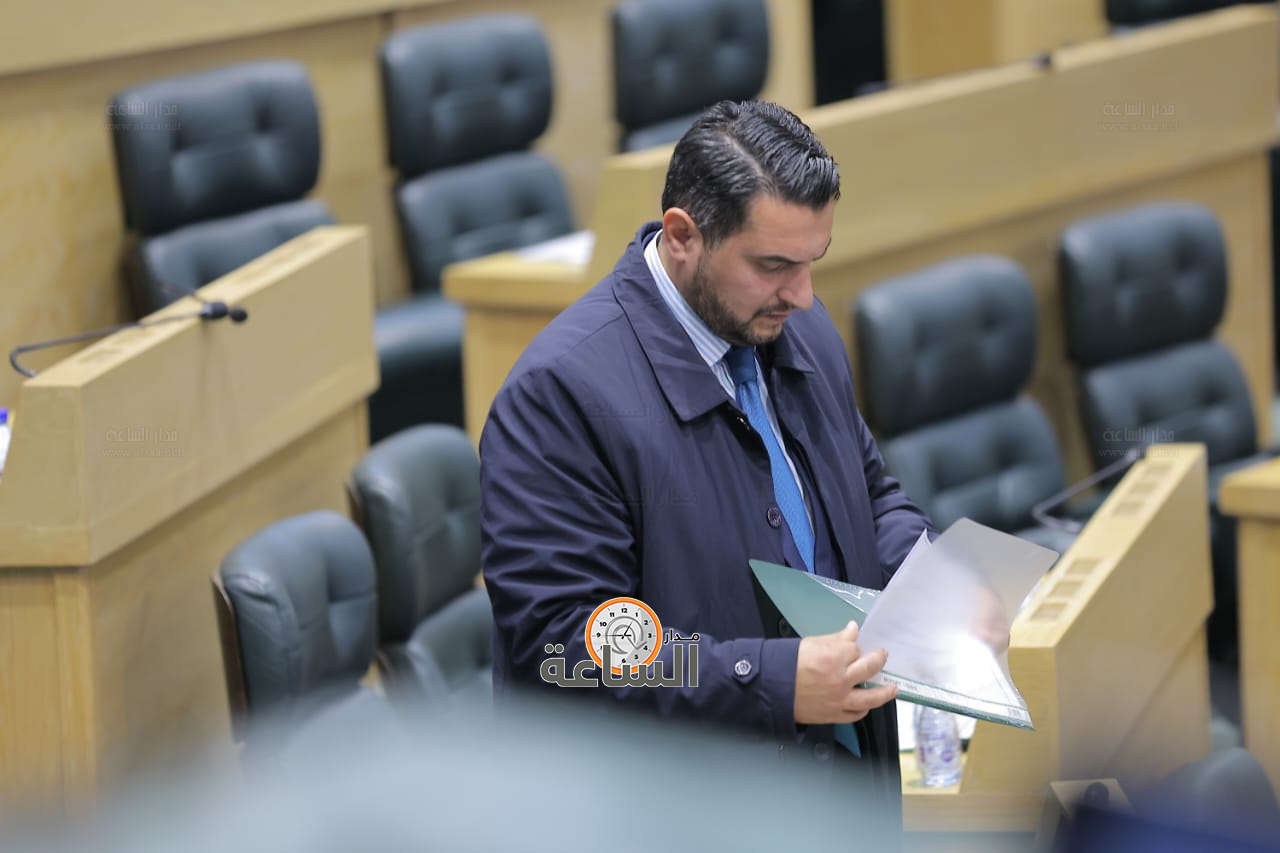 Madar Al-Saa Images 0.06801717498465387