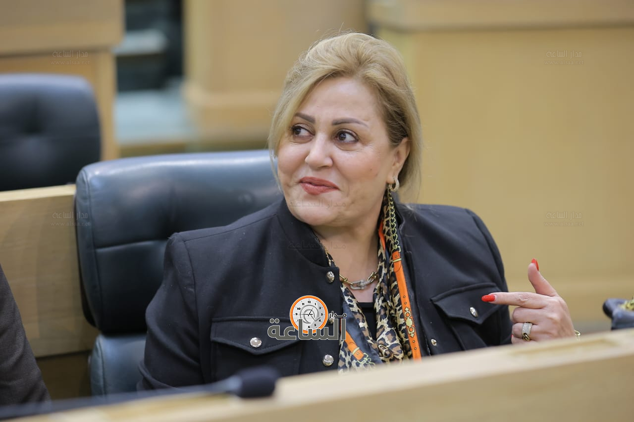 Madar Al-Saa Images 0.17967816443800821