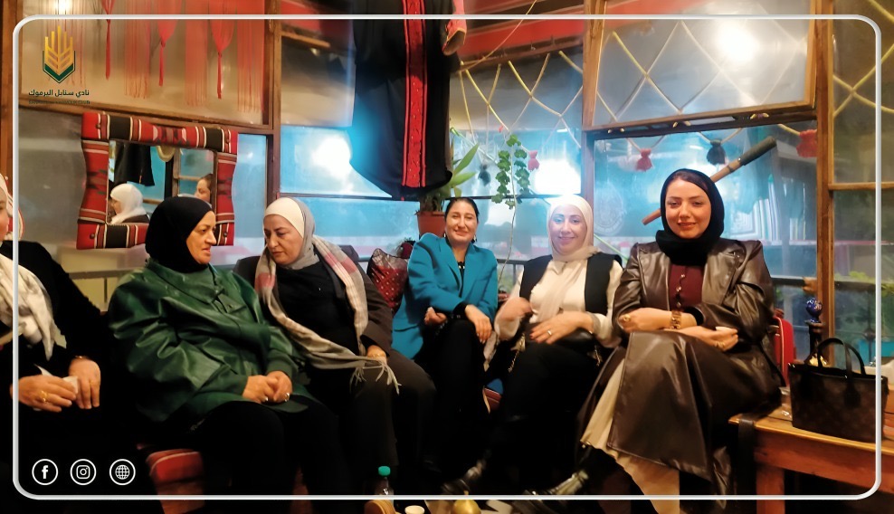 Madar Al-Saa Images 0.03756134303049785