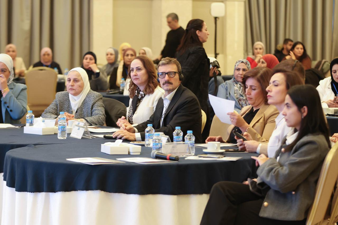 Madar Al-Saa Images 0.7060082688575634