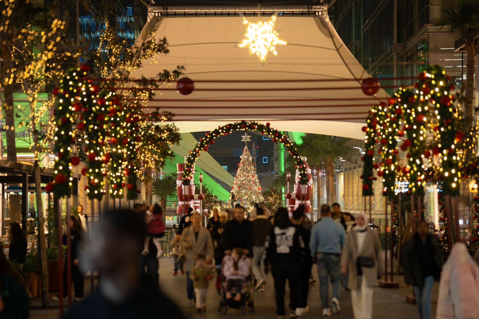 Madar Al-Saa Images 0.5566449561708572