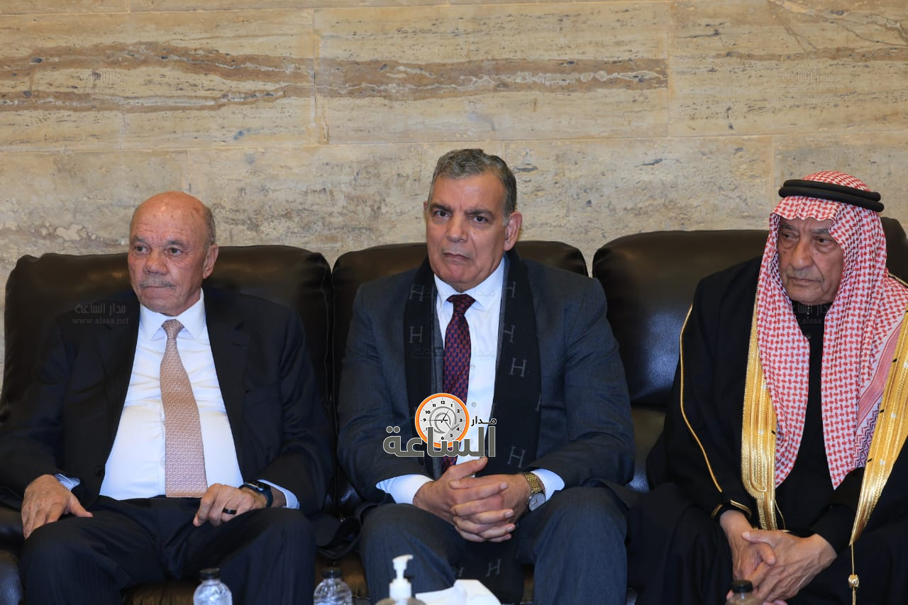 Madar Al-Saa Images 0.8038182764000118