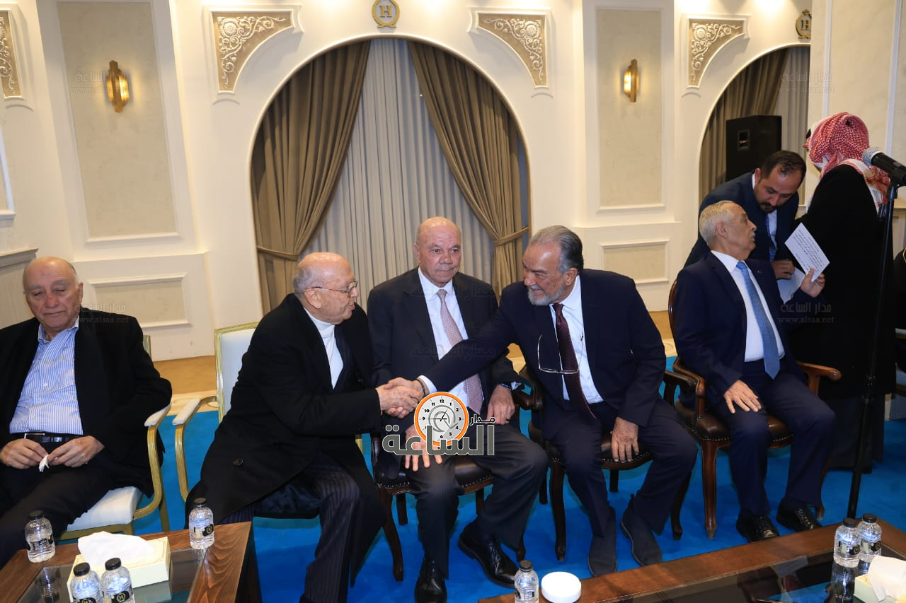 Madar Al-Saa Images 0.481500148495714