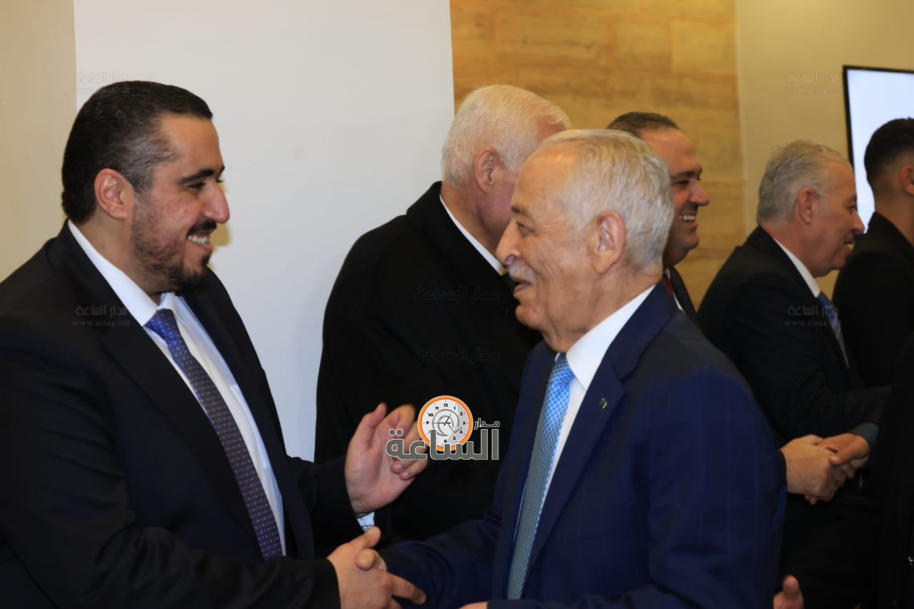 Madar Al-Saa Images 0.42292561426373276