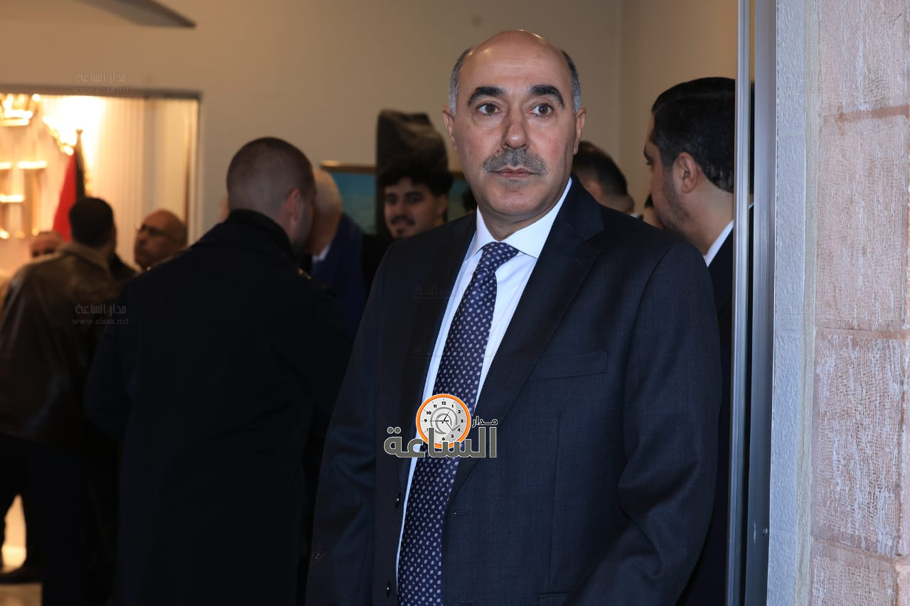 Madar Al-Saa Images 0.5363123824994148