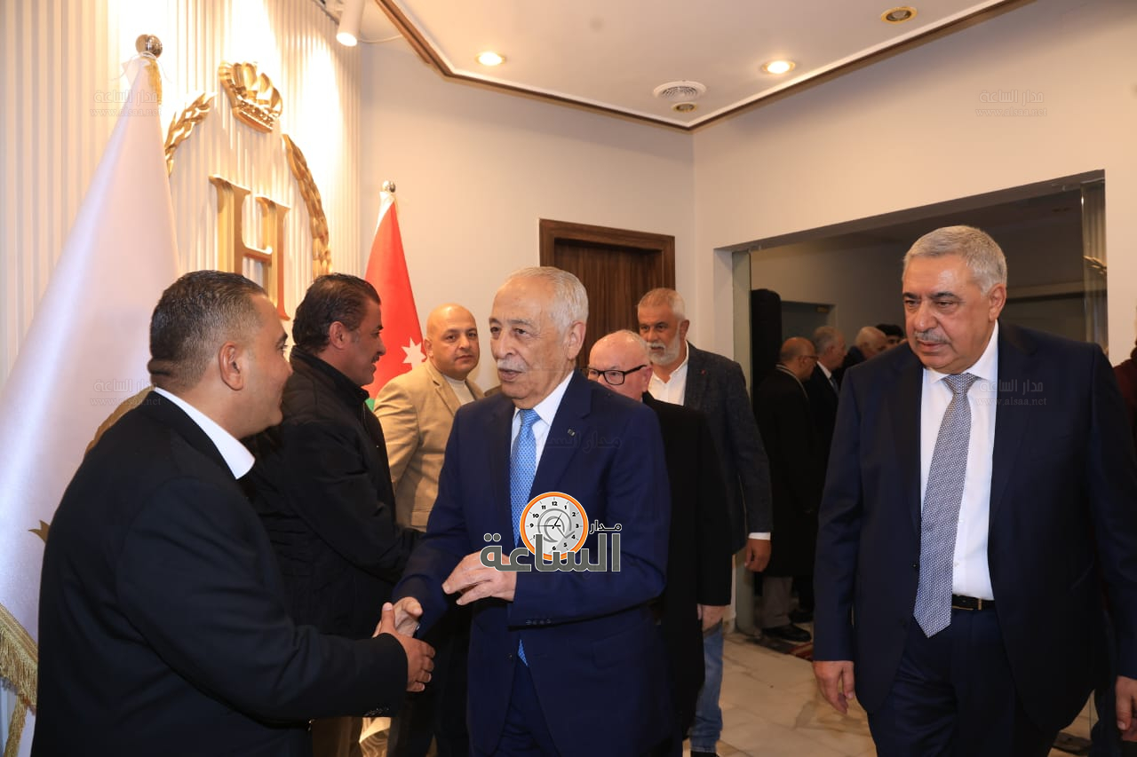 Madar Al-Saa Images 0.33120521812341897