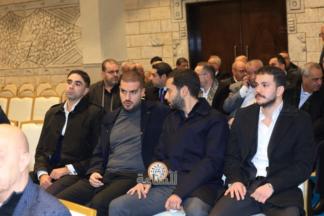 Madar Al-Saa Images 0.4956727061151789