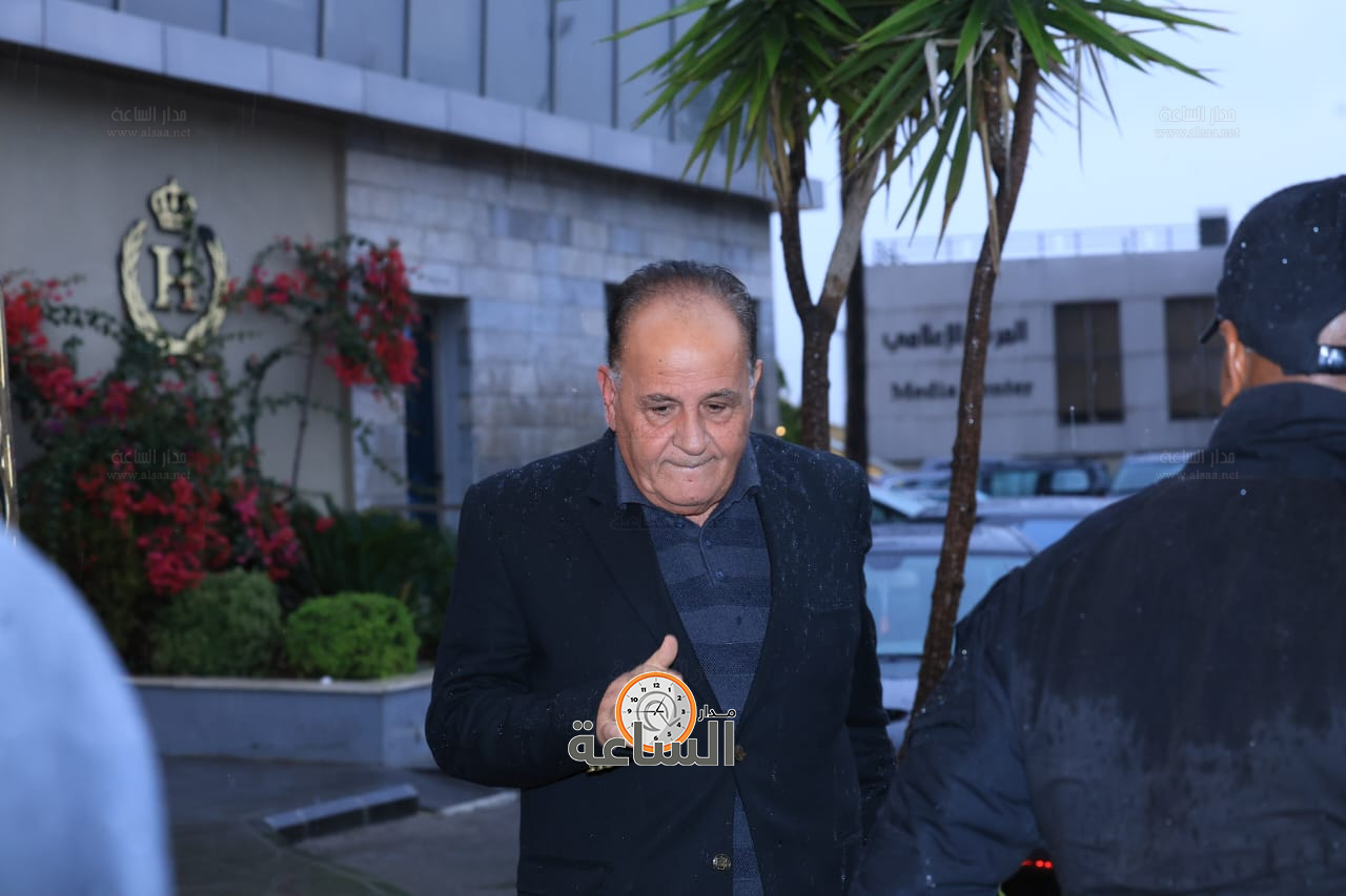 Madar Al-Saa Images 0.9094451437724121