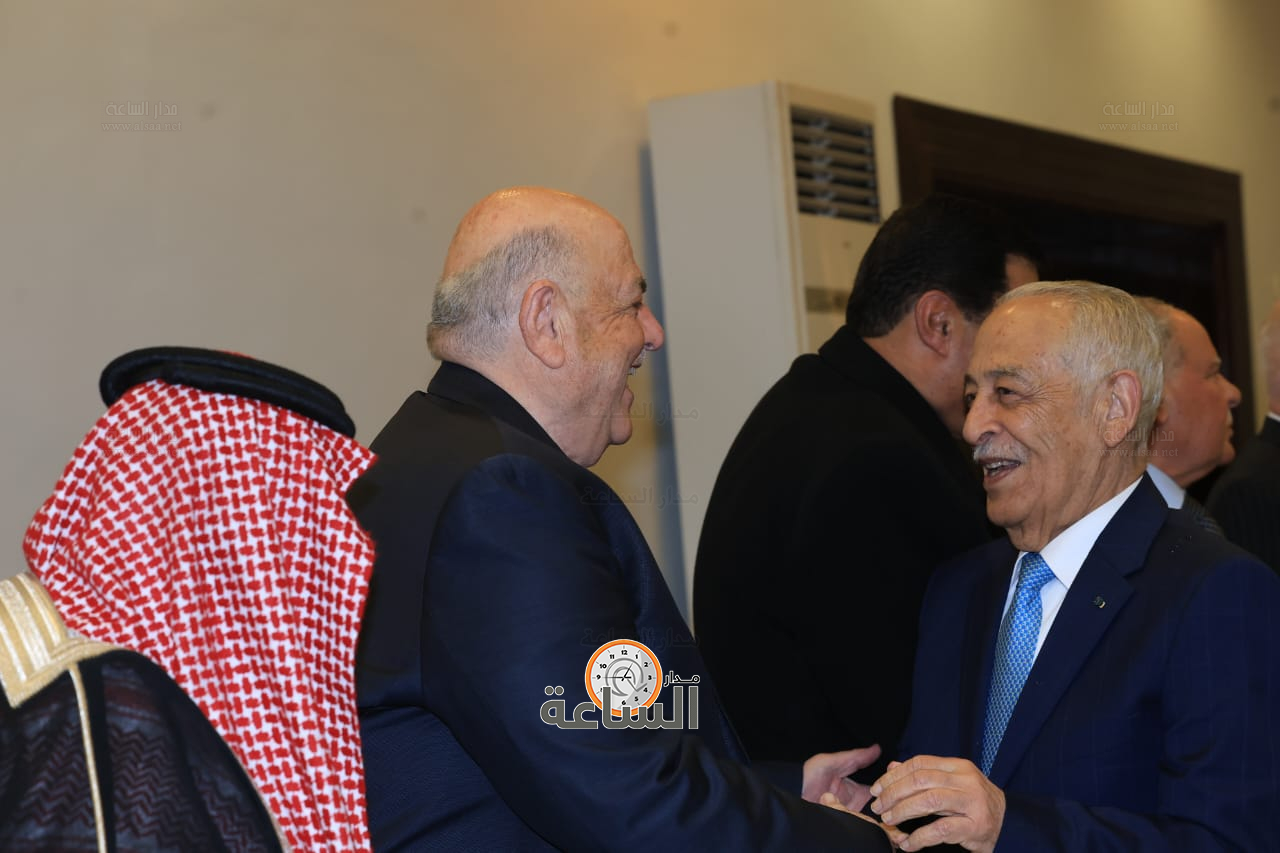 Madar Al-Saa Images 0.8973880363296619