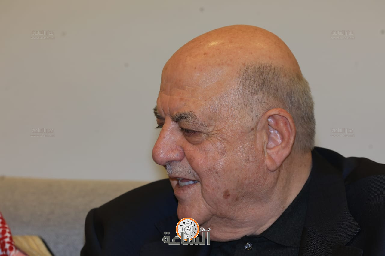 Madar Al-Saa Images 0.47161304652263614