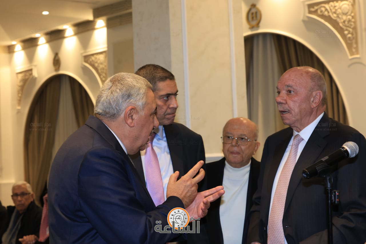 Madar Al-Saa Images 0.7289027454208953