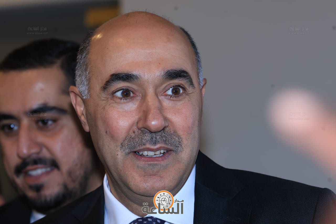 Madar Al-Saa Images 0.5812856615412395