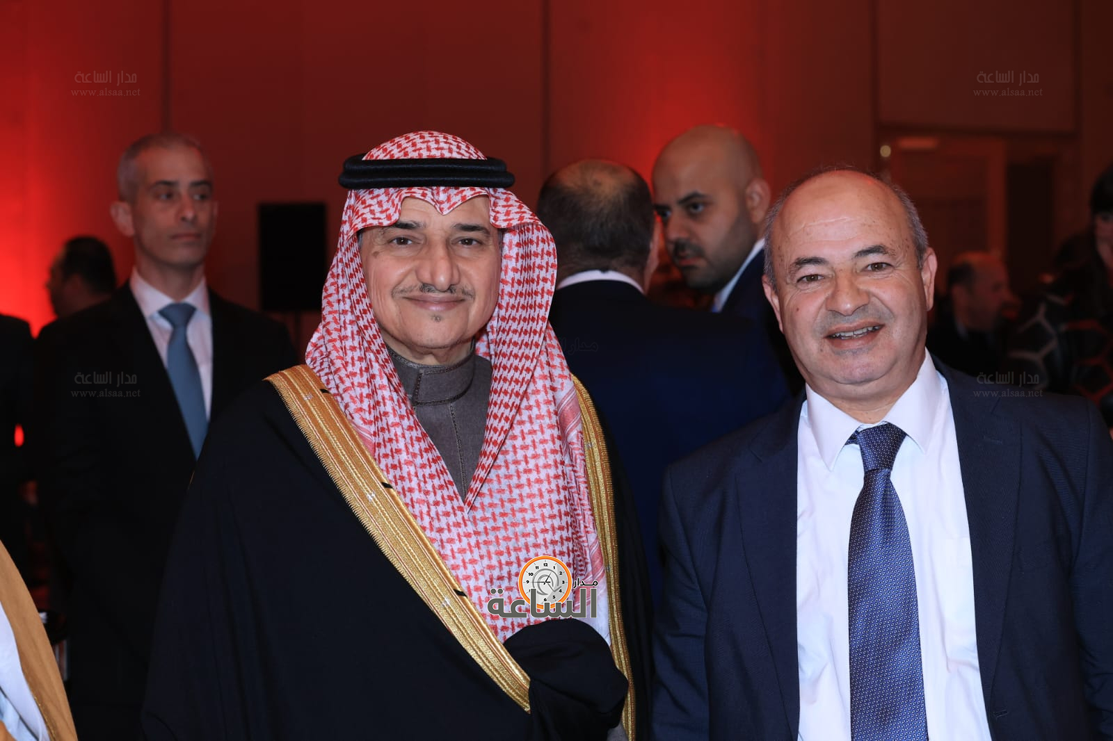 Madar Al-Saa Images 0.978495756220416