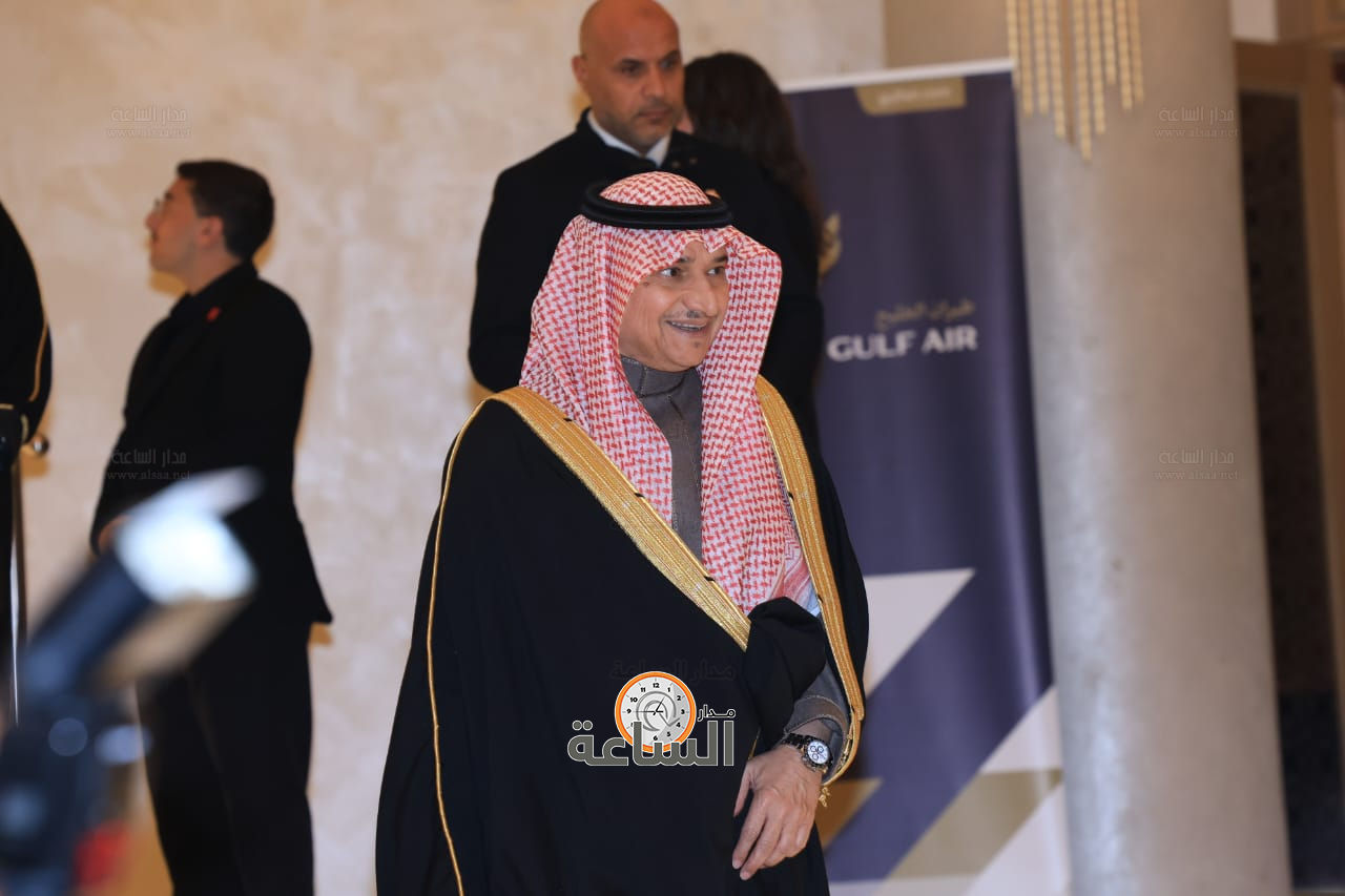 Madar Al-Saa Images 0.8383489167300021