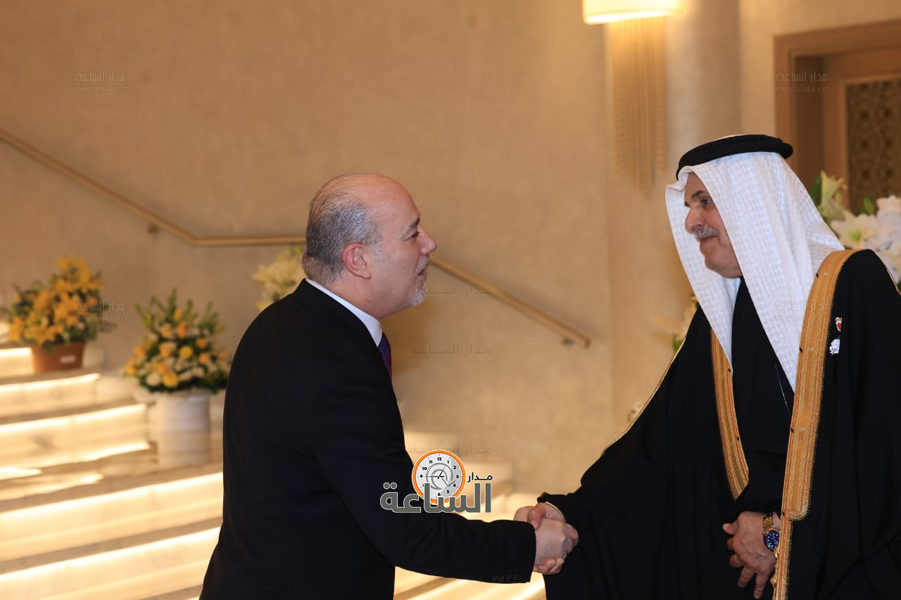 Madar Al-Saa Images 0.023841680445026103