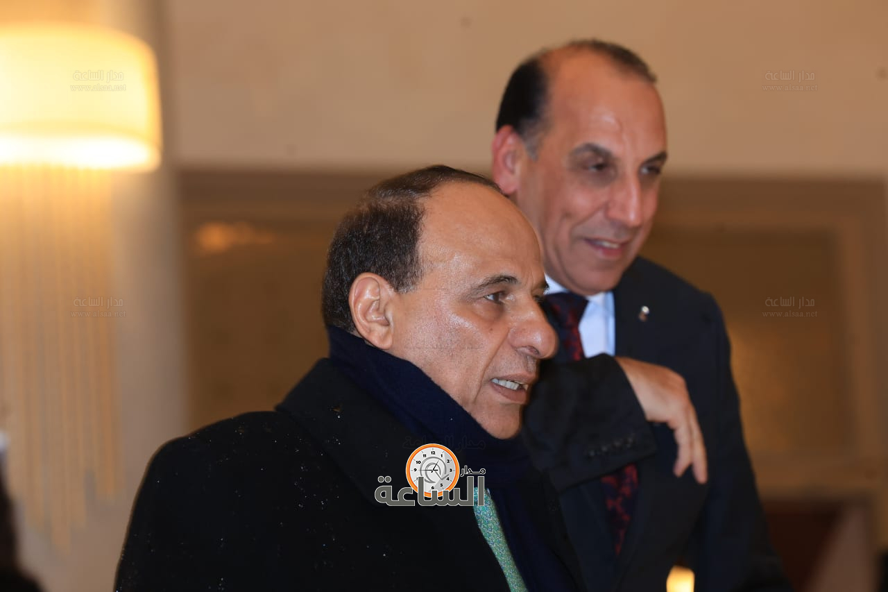 Madar Al-Saa Images 0.5319940695625766