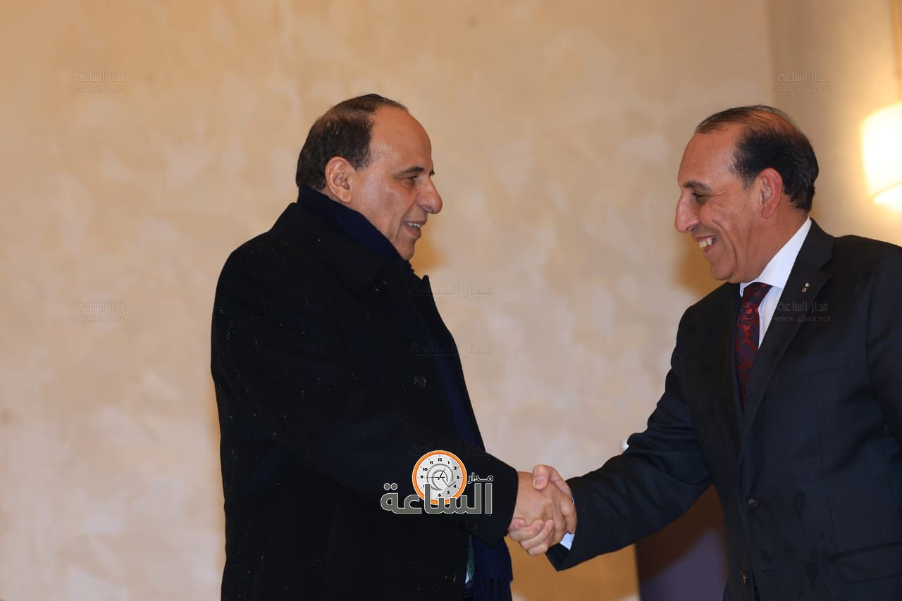 Madar Al-Saa Images 0.1030427099214124